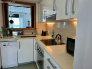 Atico dos dormitorios, terraza vistas al mar y parking...