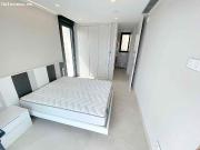 Ático dúplex con 3 dormitorios y piscina privada a la...