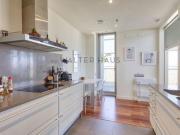 Ático dúplex con piscina privada y vistas al mar en...