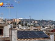 Ático Dúplex Premium en el Corazón de Granada: Lujo,...