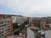 Ático en alquiler en calle Bordeta, Barcelona, de 70 m²...
