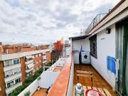 Ático en alquiler en calle De Magalhães, Barcelona, de...