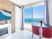 Ático en segunda línea de playa Poniente con vistas...