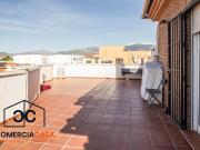 Ático en venta en Armilla, Poniente. Ático con terraza...