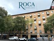 Ático en venta en Barcelona, Guinardó. ¡Con ascensor,...