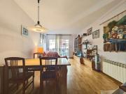 Ático en venta en Barcelona, Guinardó. Dúplex exterior...