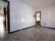 Ático en venta en Barcelona, Prosperitat. Piso en venta...