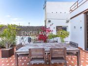 Ático en venta en Barcelona, Raval. Ático con...