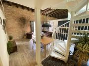 Ático en venta en Barcelona, Raval. Ático reformado y...