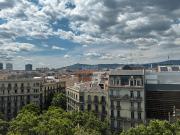 Ático en venta en Barcelona, Sant Antoni. Piso...