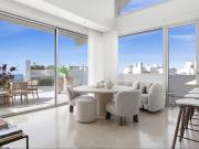 Ático en venta en Benahavís, Benahavís pueblo. Ático de...