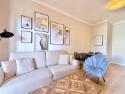 Ático en venta en Benahavís, Benahavís pueblo. Ático...