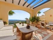 Ático en venta en Benahavís, La Quinta. Ático de lujo...