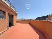 Ático en venta en calle De Provença, Barcelona, de 70 m²...