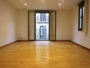 Ático en venta en calle De Sant Pere Més Alt, Barcelona,...