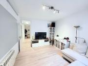 Ático en venta en calle De València, Barcelona, de 90 m²...