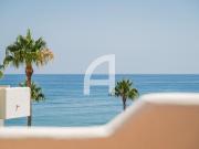 Ático en venta en Estepona, El Velerín. Ático de Lujo en...