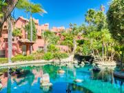 Ático en venta en Estepona, Guadalmansa. Impresionante...