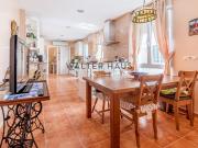 Ático en venta en Madrid, Almagro. Ático dúplex exterior...