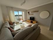 Ático en venta en Marbella, Elviria. Ático de 2...