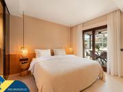 Ático en venta en Marbella, Nagüeles Alto. Ático dúplex...