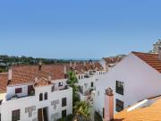 Ático en venta en Marbella, Nueva Andalucía centro. Áticos.