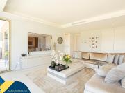 Ático en venta en Marbella, Nueva Andalucía centro....