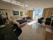 Ático en venta en Marbella, Puerto Banús. 1A Linea...