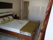 Ático en venta en Marbella, Puerto Banús. Viva el Lujo y...