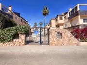 Ático en venta en Torrevieja, Punta Prima. Ático con...