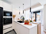 Ático espectacular reformado de lujo con cochera! 60m2...