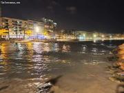 ÁTICO LUMINOSO EN EL CENTRO DE TORREVIEJA, A SOLO 350 M...