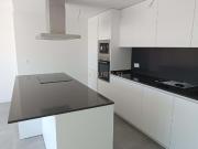 Ático moderno en Málaga con vistas al mar y montaña