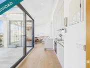 Ático reformado con terraza y vistas despejadas C/ Joan...