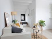 Ático reformado con trastero en Sants – Rentable e impecable