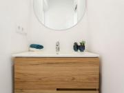 Ático reformado con trastero en Sants – Rentable e impecable