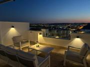 Ático soleado de 2 dormitorios con solárium y piscina en...