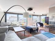 Ático triple con piscina privada en la azotea y vistas...