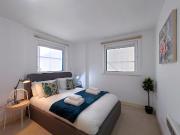 Atlantis Avenue, London E16, 2 bed flat to rent, £2,800...