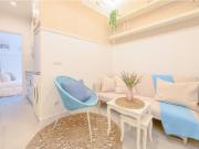 Atractivo apartamento de un dormitorio con patio...