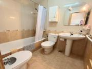 Atractivo Apartamento en Los Boliches con Garaje y Trastero