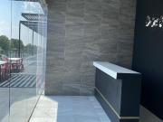 ATRACTIVO LOCAL EN CENTRO COMERCIAL EN EL CAMPANARIO