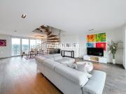 Attic apartment close to international organizations