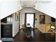 Attico arredato con terrazzo Centro