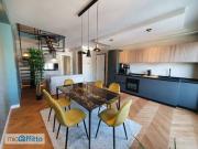 Attico arredato con terrazzo Centro