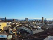 Attico arredato con terrazzo Centro storico