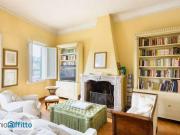 Attico arredato con terrazzo Centro storico