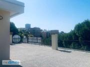 Attico arredato con terrazzo Genova