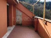 Attico in vendita a Genova via Val d'Aveto, Molassana