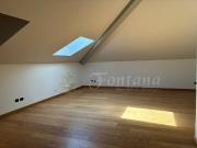 Attico / Mansarda in affitto a Milano MI